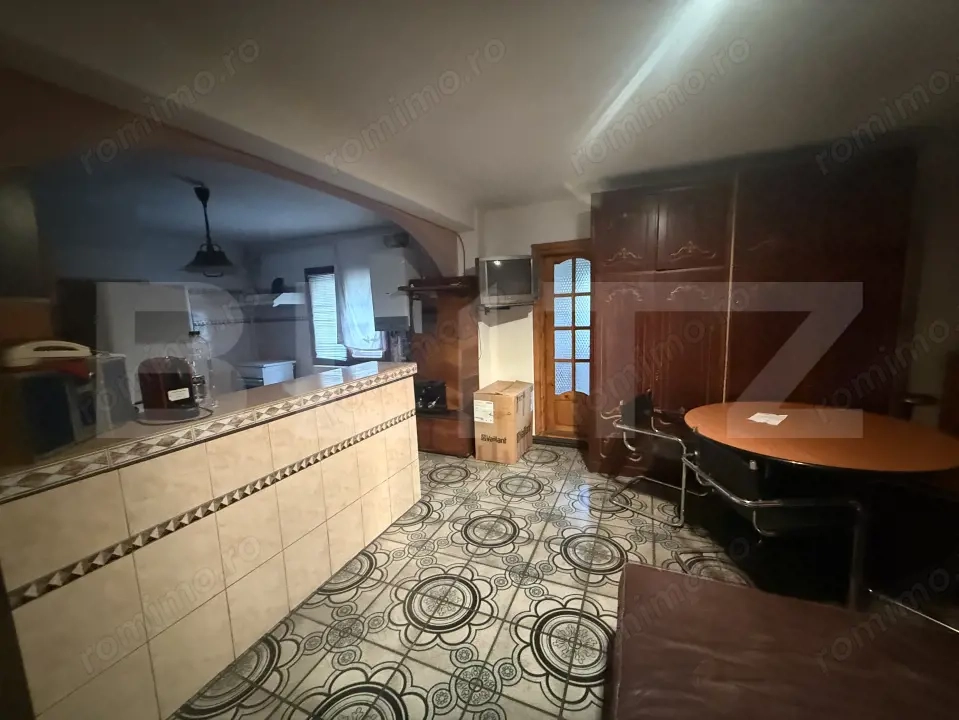 Apartament 4 camere, parter, decomandat –M3