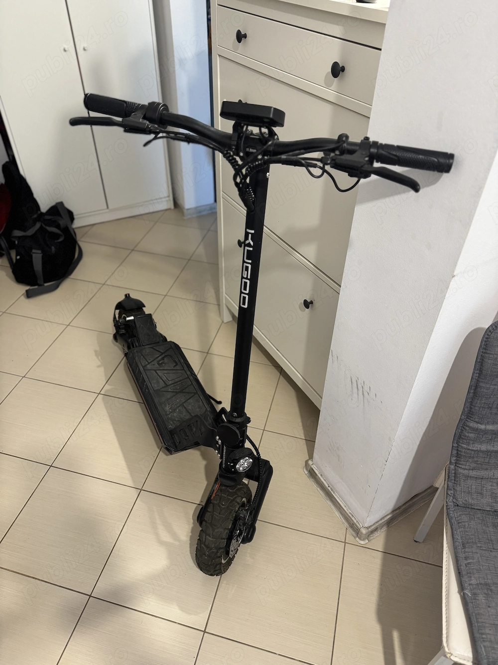Vând trotinetă electrică Kugoo Kirin G2 Pro, stare foarte bună, folosită cu grijă.