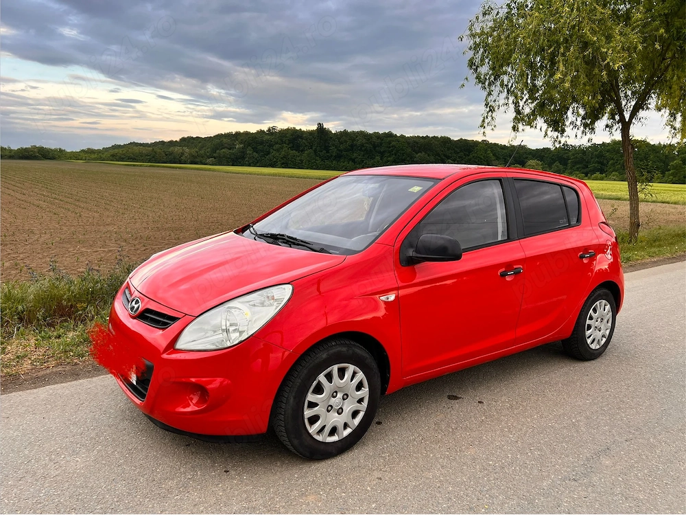 Hyundai i20 2009   Acte la Zi   Consum Mic