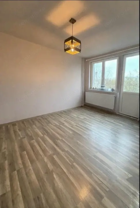 Apartament 2 camere DECOMANDAT, Calea Bucuresti