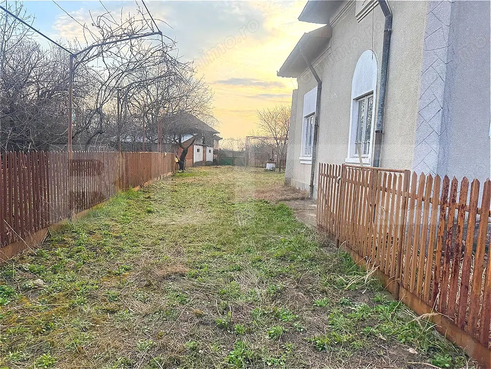 Casă pe Teren Generos 3.920 mp | Stil Brâncovenesc | Potențial Parc Rezidențial 