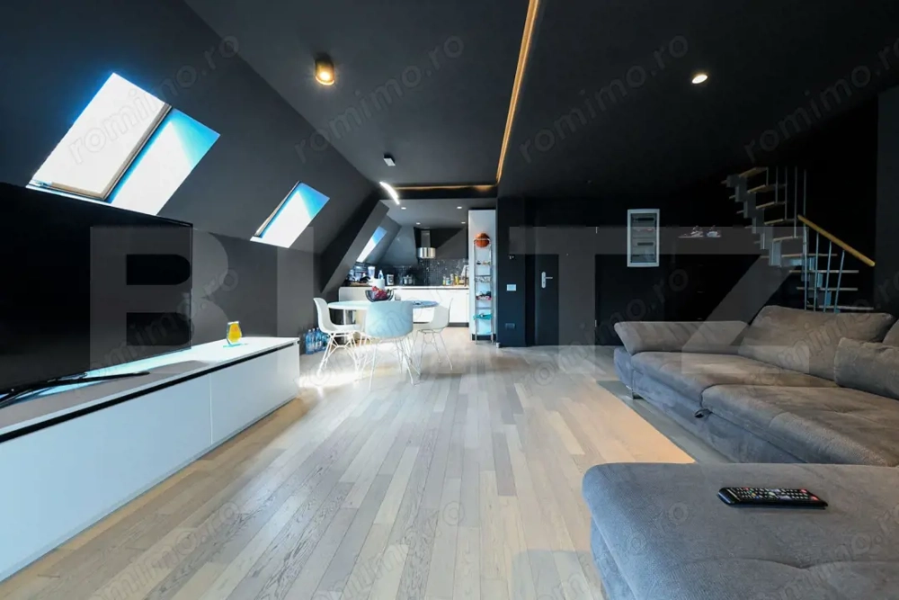 Apartament 3 camere, 73 mp, la cheie, parcare, zona Europa 
