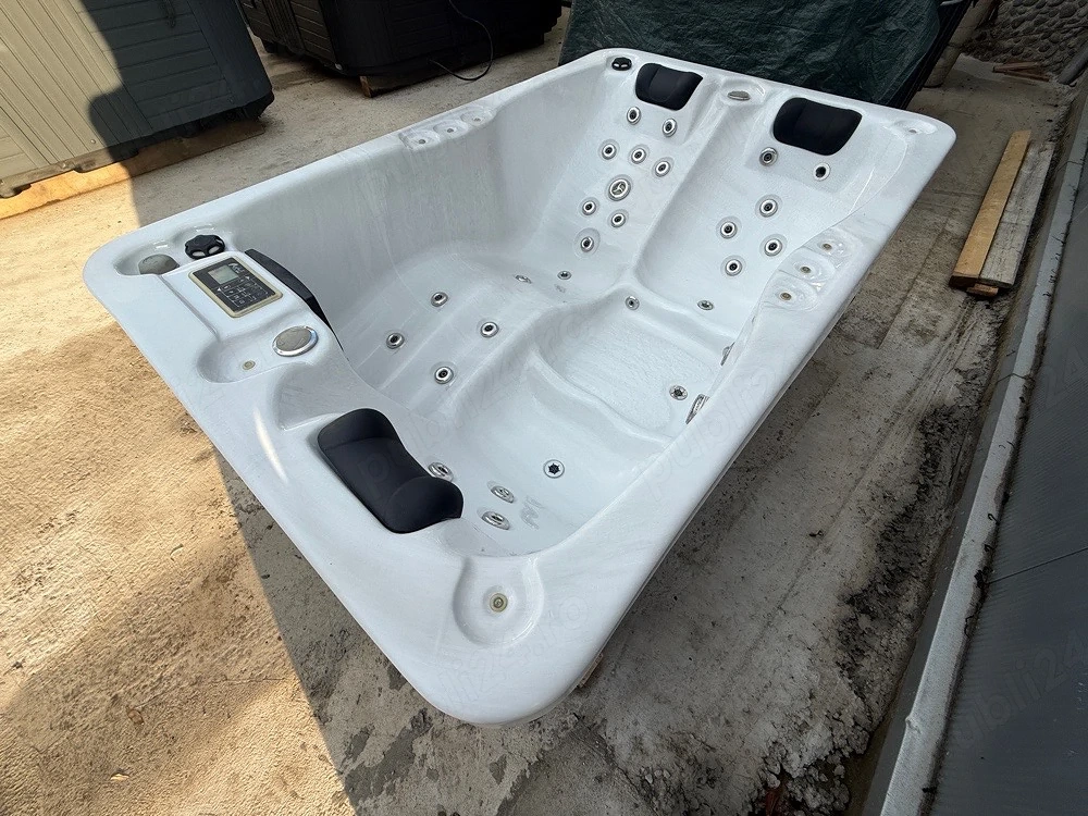 jacuzzi whirlpool piscina