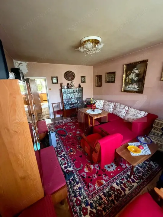 Apartament 3 camere, 80 mp, Parcul Corvin– garaj