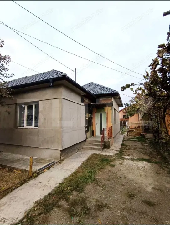 Casa individuala in Someseni, 84mp utili, 385mp teren-panouri fotovoltaice