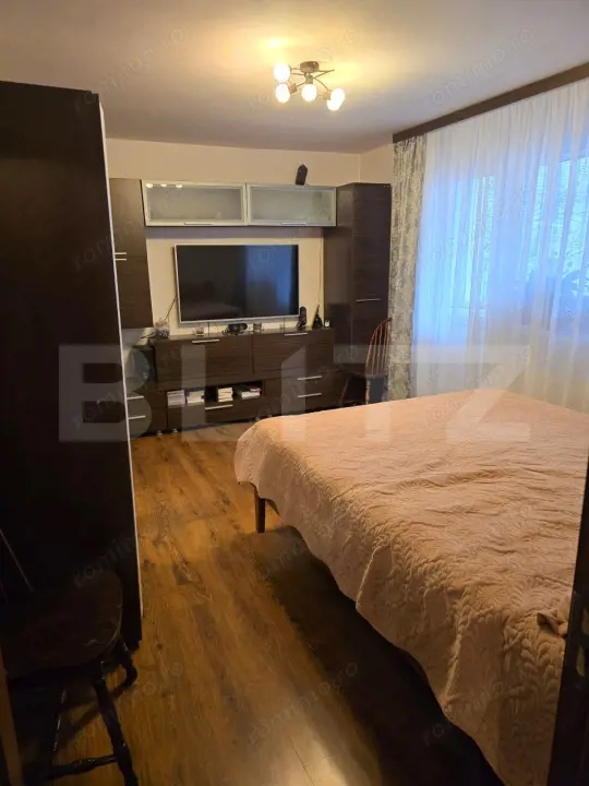 Apartament 4 camere, 77 mp, zona Manastur