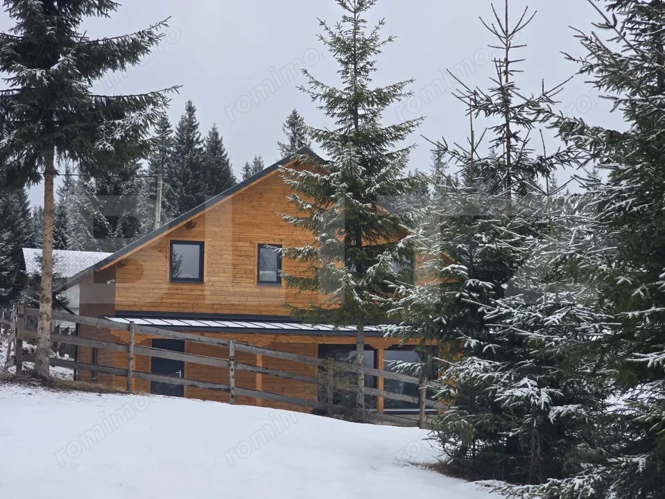 Casă vacantă, 150 mp utili, 500 mp teren, zona Cabana Motilor, Mărișel