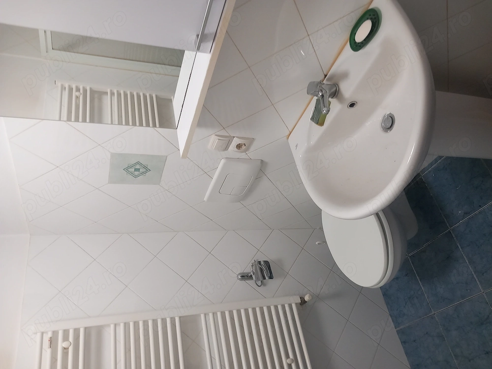 Vand apartament 2 camere 