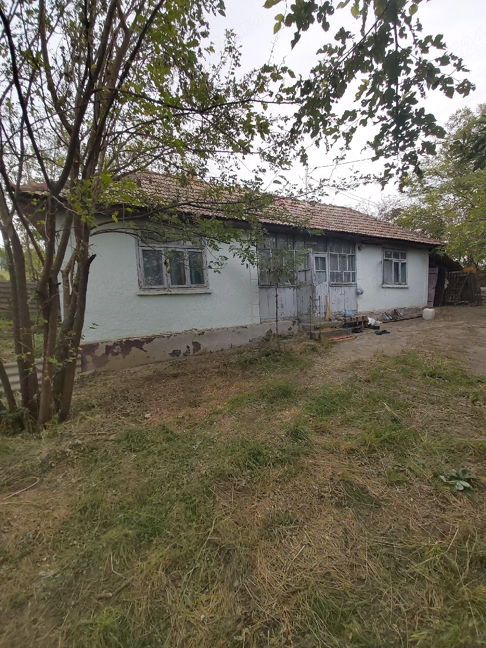 Vand casa si teren intravilan la Barajul Stanca- Costești 