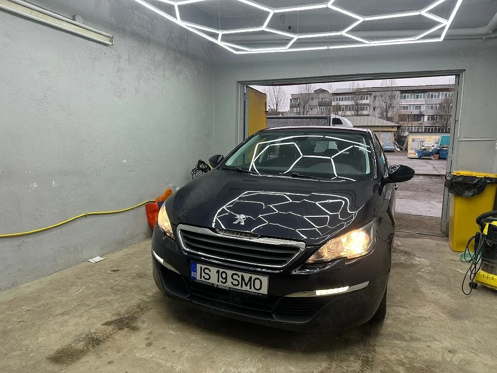 Peugeot 308 1.2 benzina