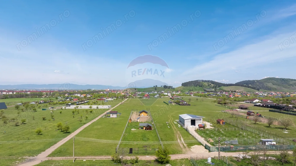 Teren 1300 mp | Sanpetru | zona Livada