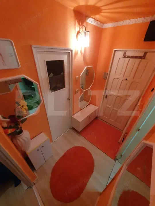 Garsonieră decomandată, renovată complet, zonă centrală – Simeria