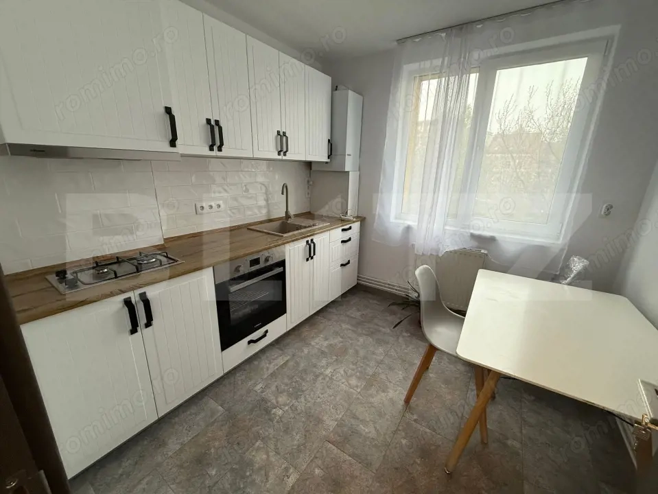 Apartament Nou, 2 camere, 50mp, Parcare, zona Garii