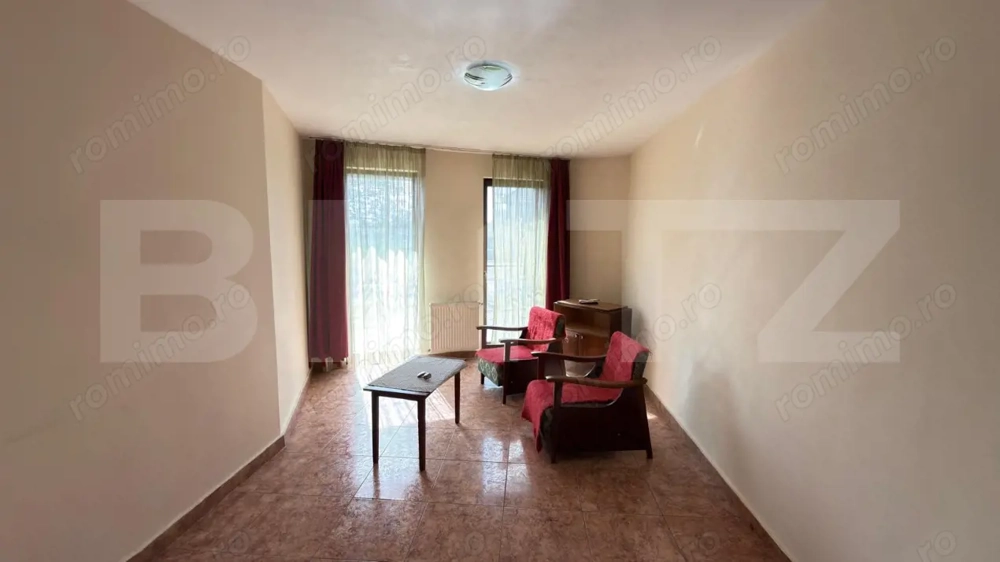 Apartament – locuință sau spațiu comercial, parter, 55 mp, strada Careiului