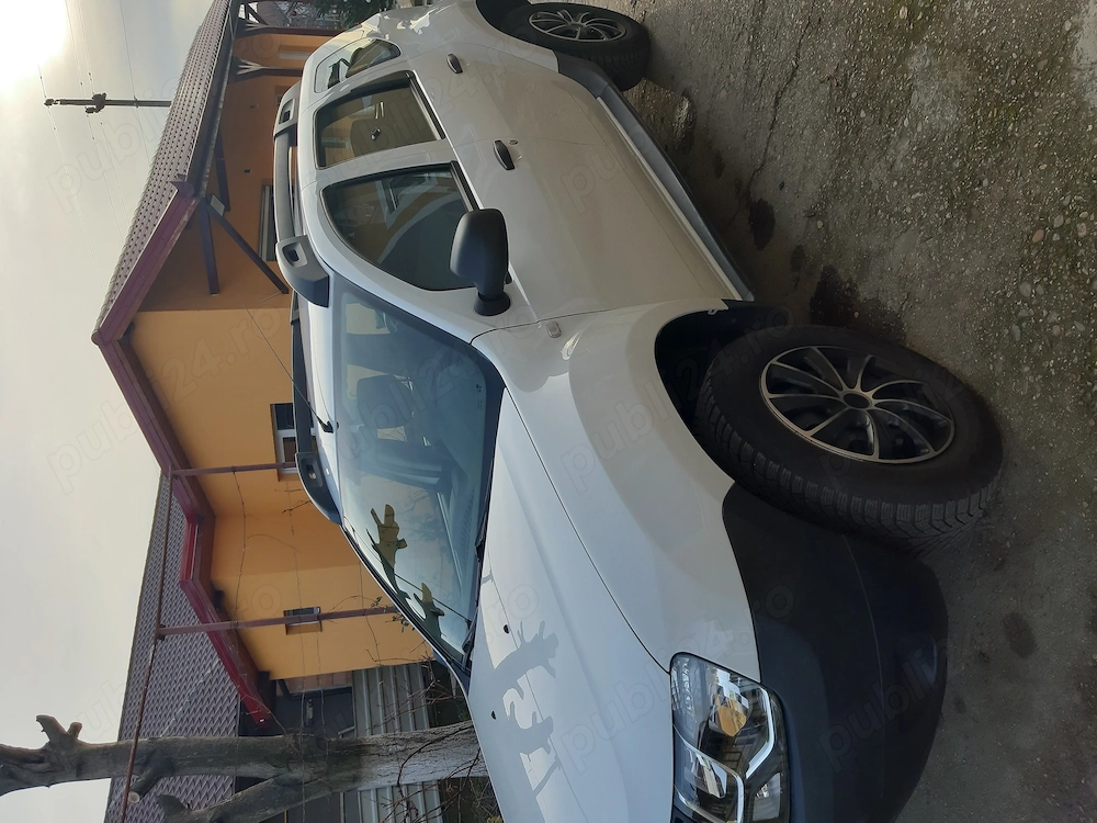 Vând Duster 2014 , 1,6 16v benzină 231000 km , 