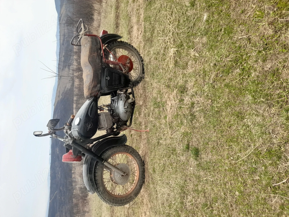 Vind motocicletă ân stare de funcționare