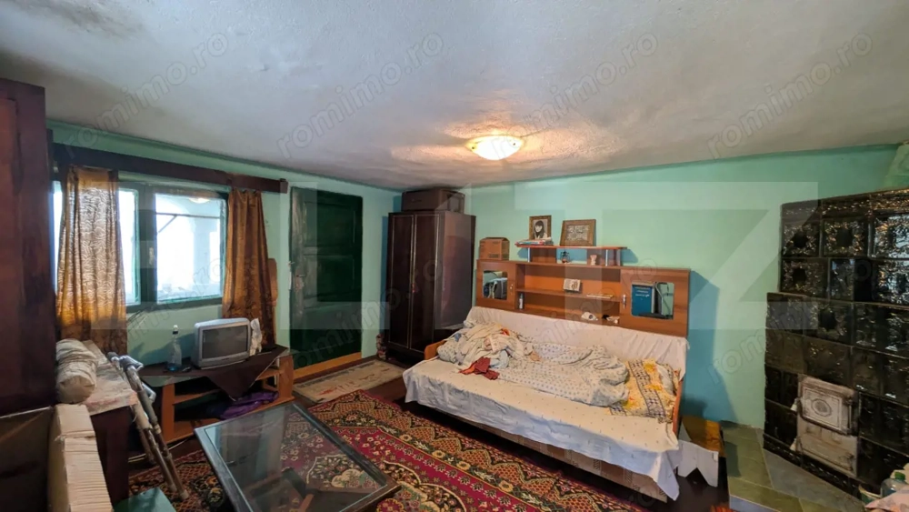  Gheboieni proprietate de renovat– 1100 mp, liniște și intimitate