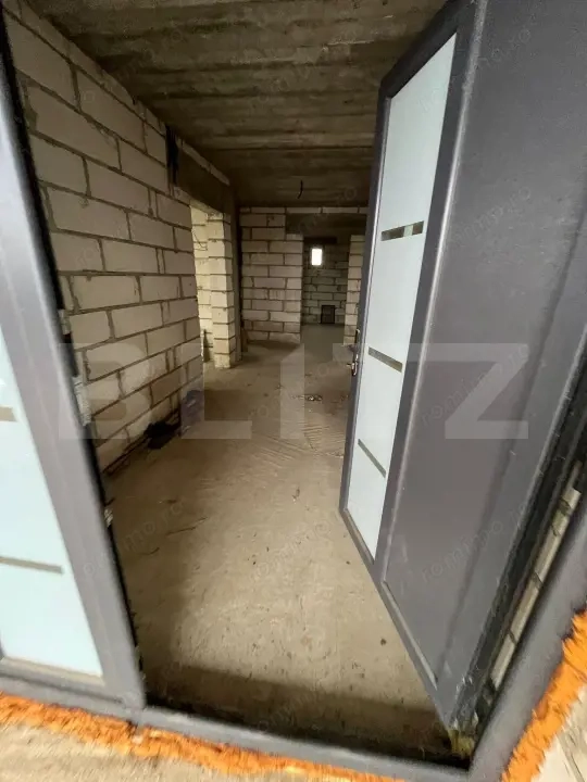 Casă la roșu P+E, 90 mp, teren 500 mp, localitate Decindeni