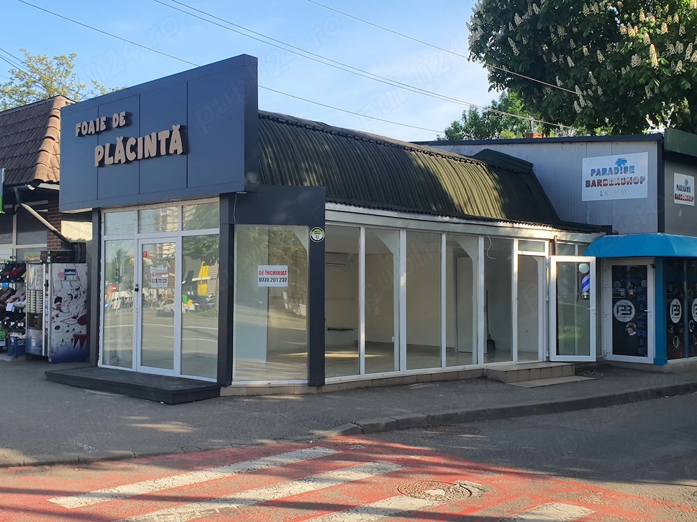Închiriez  spatiu comercial in zona centrala.