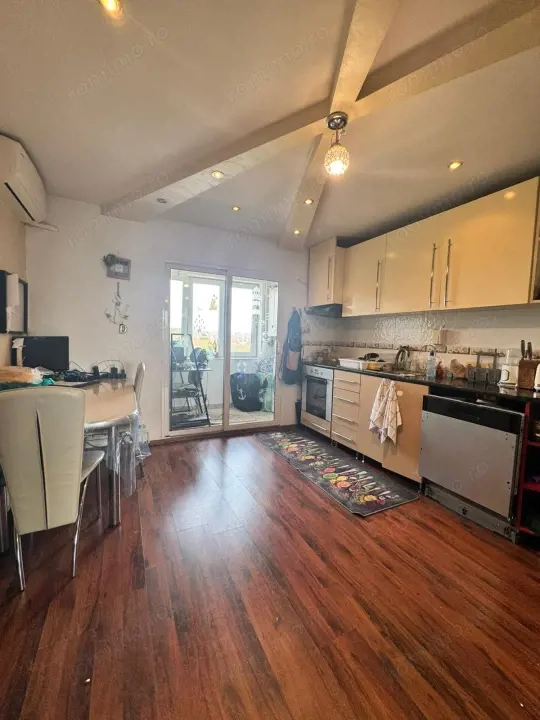 Apartament eficient compartimentat, renovat, 48 mp, zona Hotvon