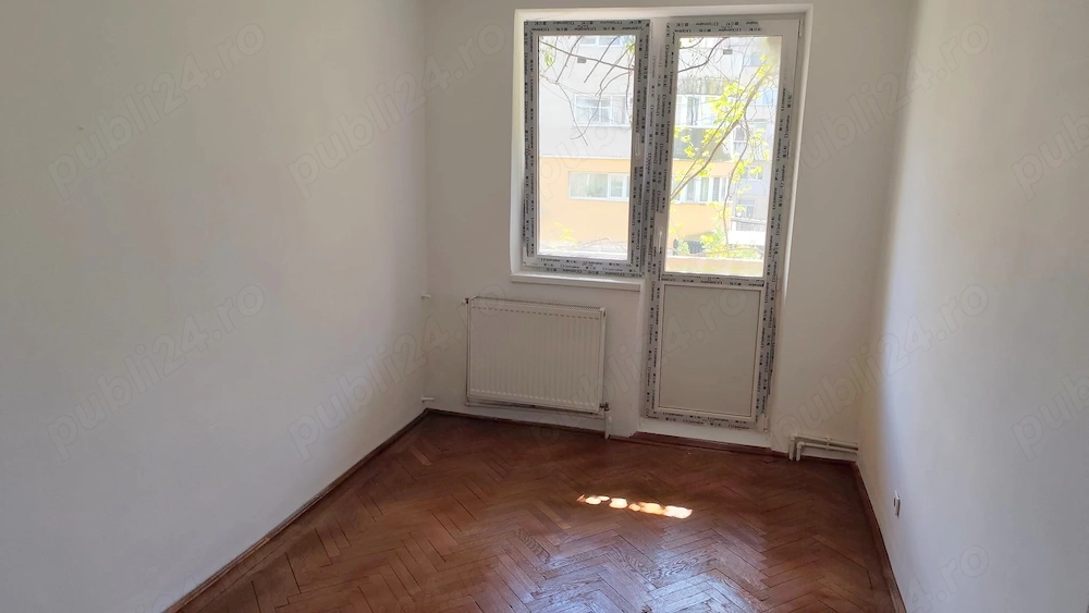 Vand apartament 3 camere Alexandria