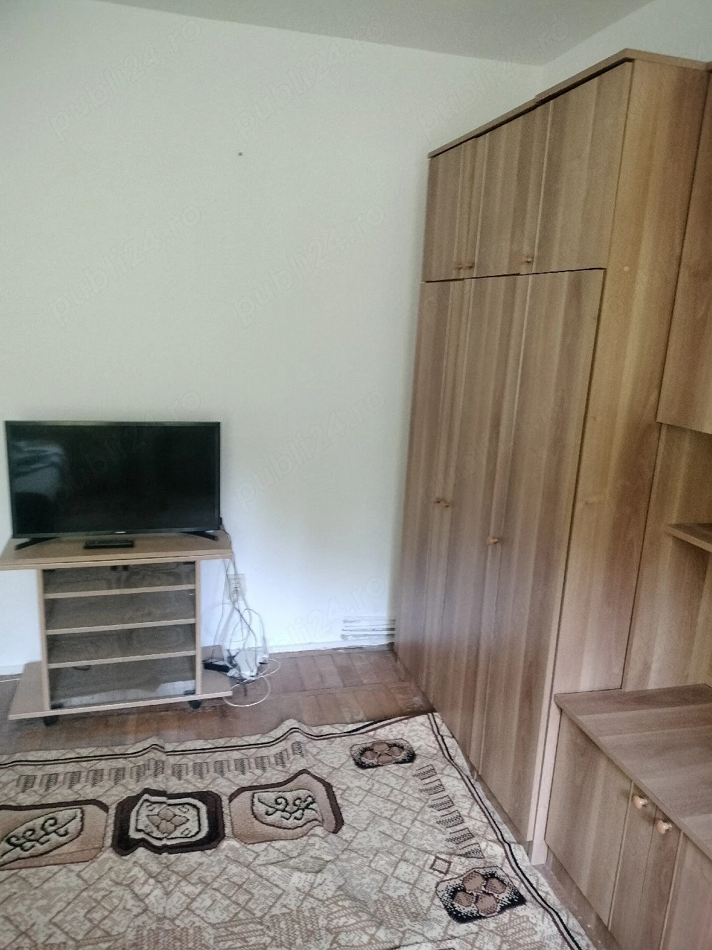 Dau in chirie apartament cu o cameră 