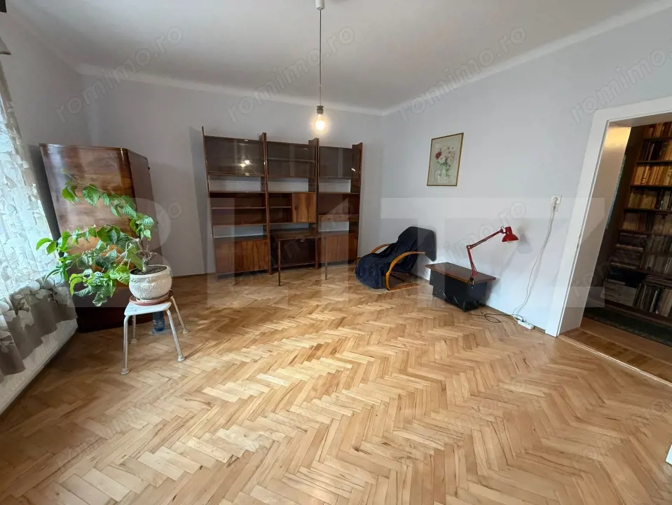Apartament 2 camere, 77 mp, Centru