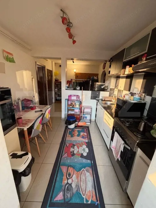 Apartament 3 camere, 67 mp, zona Nicolina