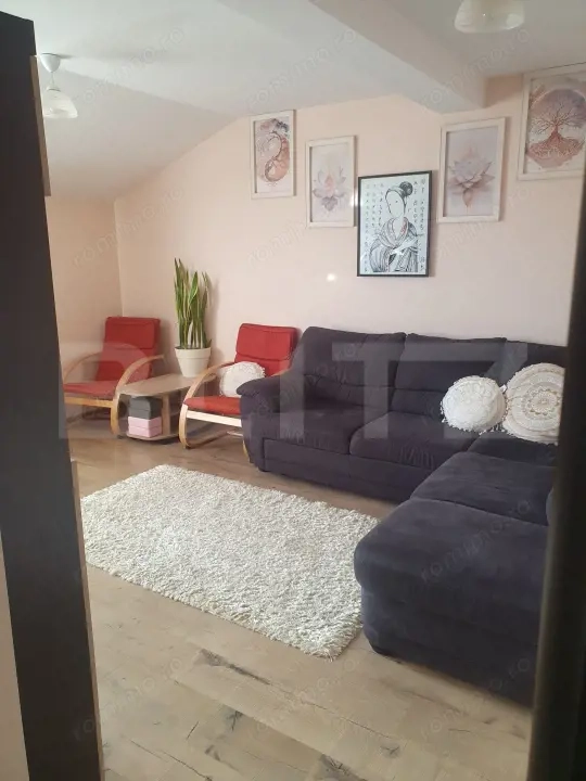 Apartament 3 camere, decomandat, loc de parcare + boxa - Valea Adanca