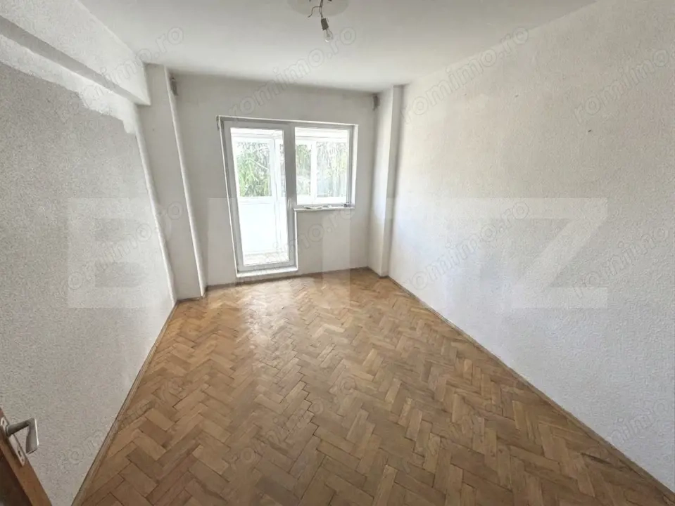 Apartament 3 camere , 67mp , zona Mercur Cetate