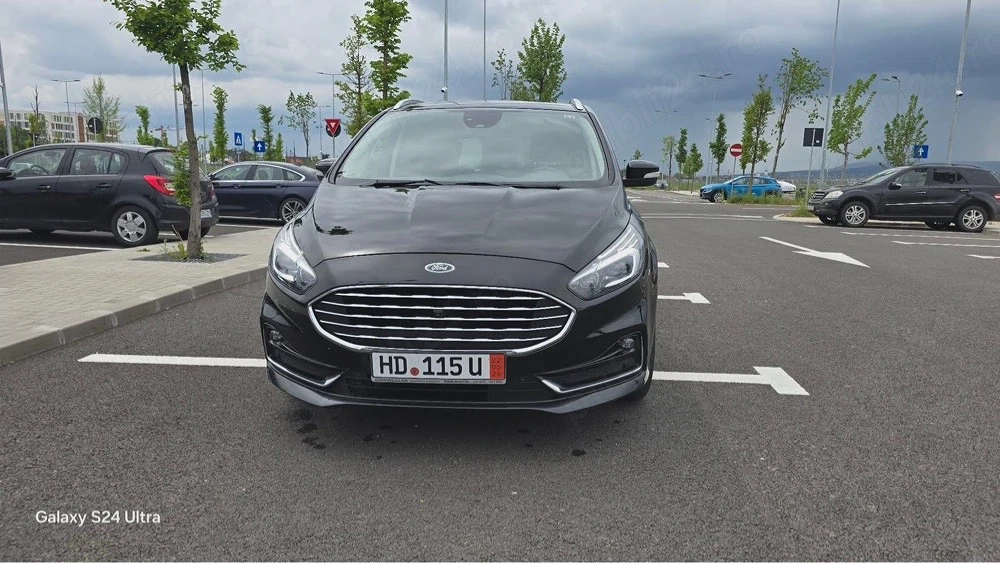 Ford SMAX cu 7 locuri