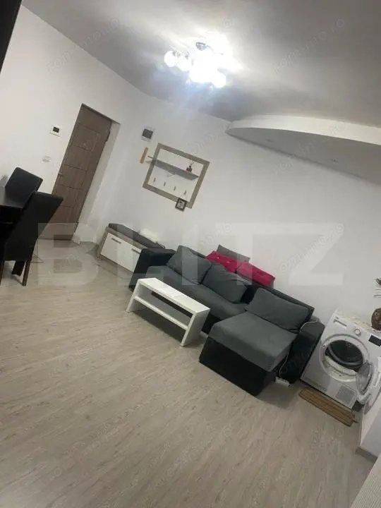 Apartament 3 camere , Zona Decebal , etaj 1