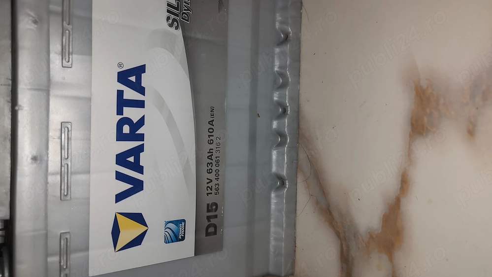 Vând baterie Varta Silver Dinamic 63Ah