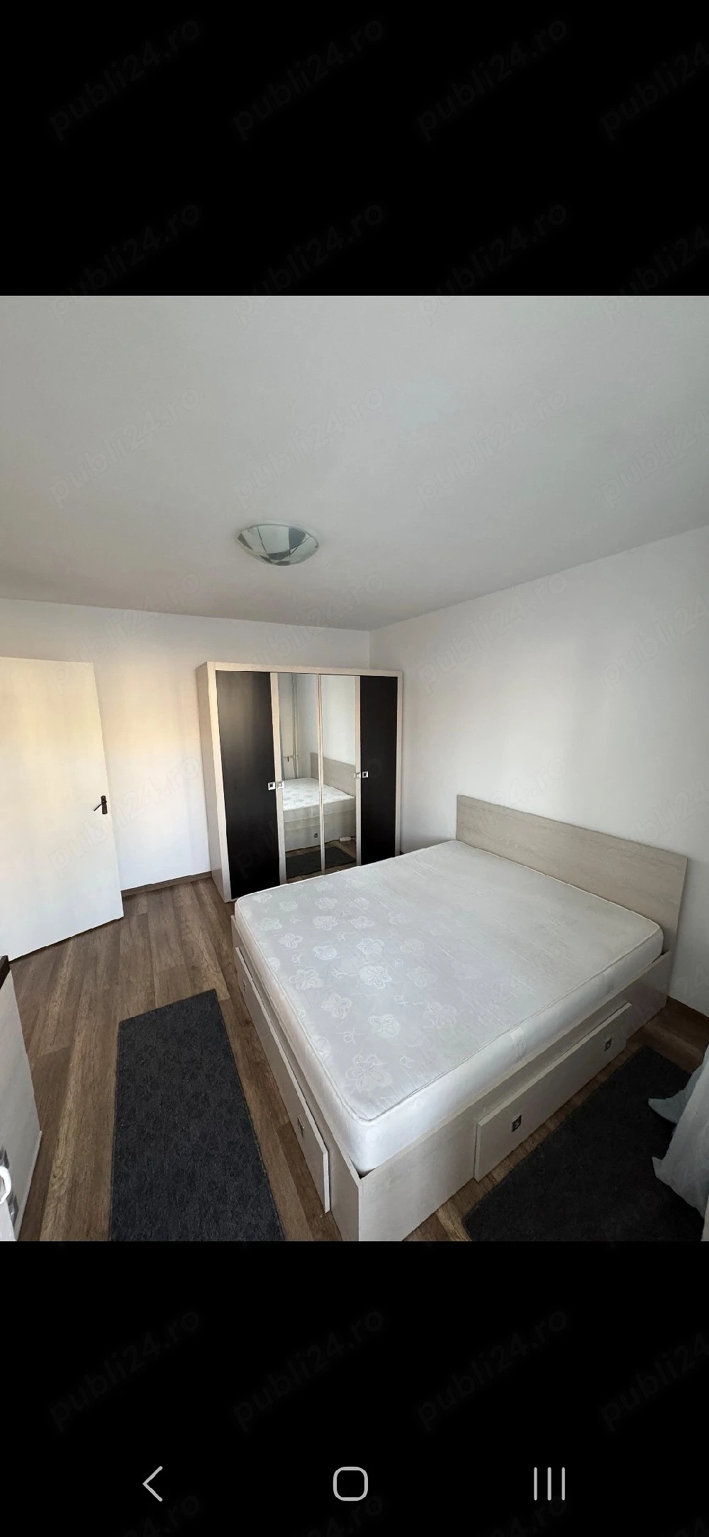 3 camere Apusului 