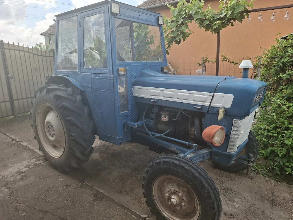 Tractor ford