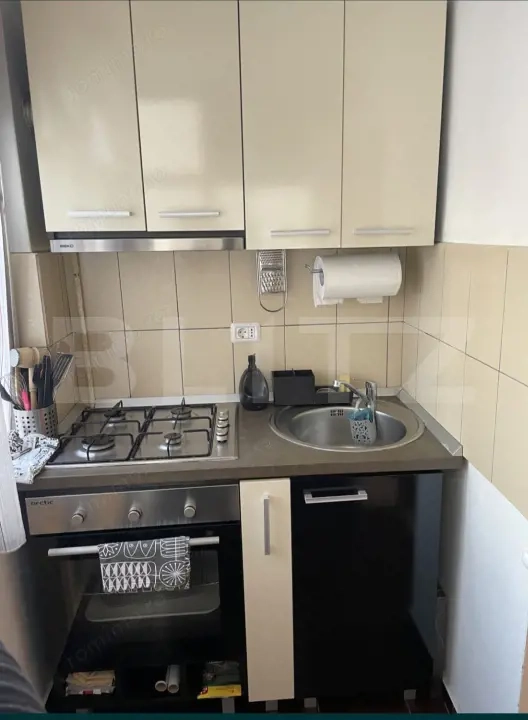 Apartament de inchiriat, cu 2 camere, 54 mp, zona Spital T Vladimirescu