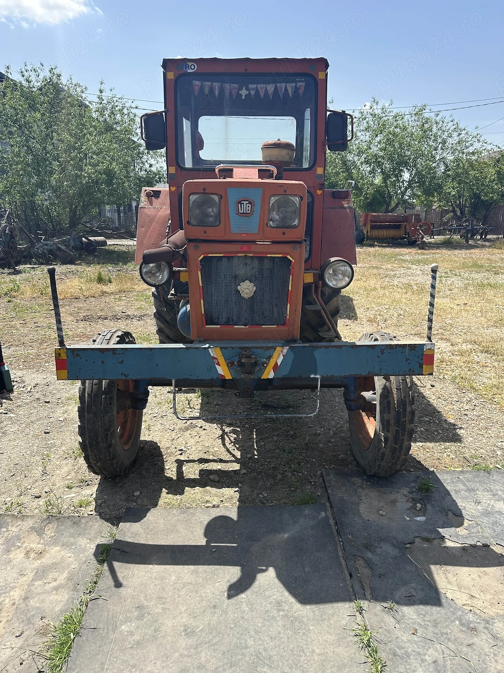 Tractor utb 650 in stare perfecta de functionare.