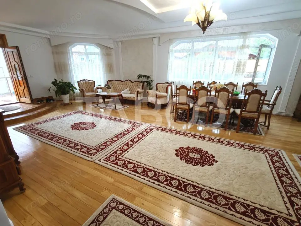 Casa mobilata si utilata - 5 camere spatioase 2 bai de inchiriat Sibiu