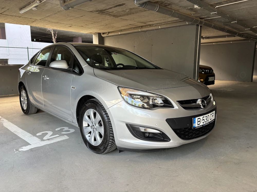 Opel Astra J 1.4 Turbo 140 CP