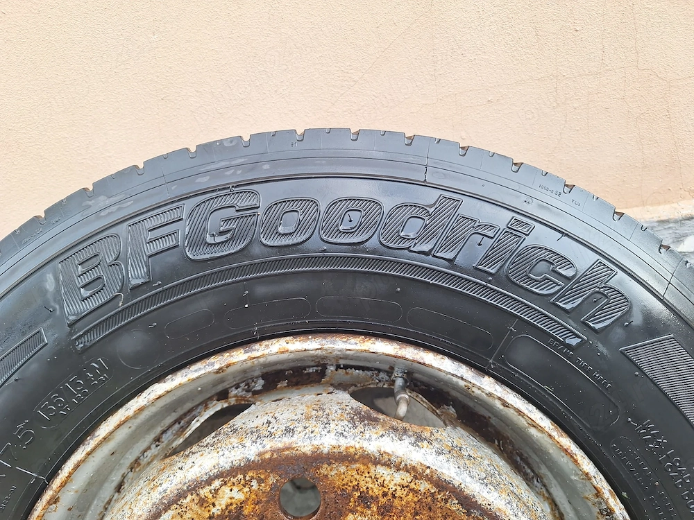 Set 4 Roți Camion R17.5" (8 Prezoane) Anvelopa BFGoodrich 245/70