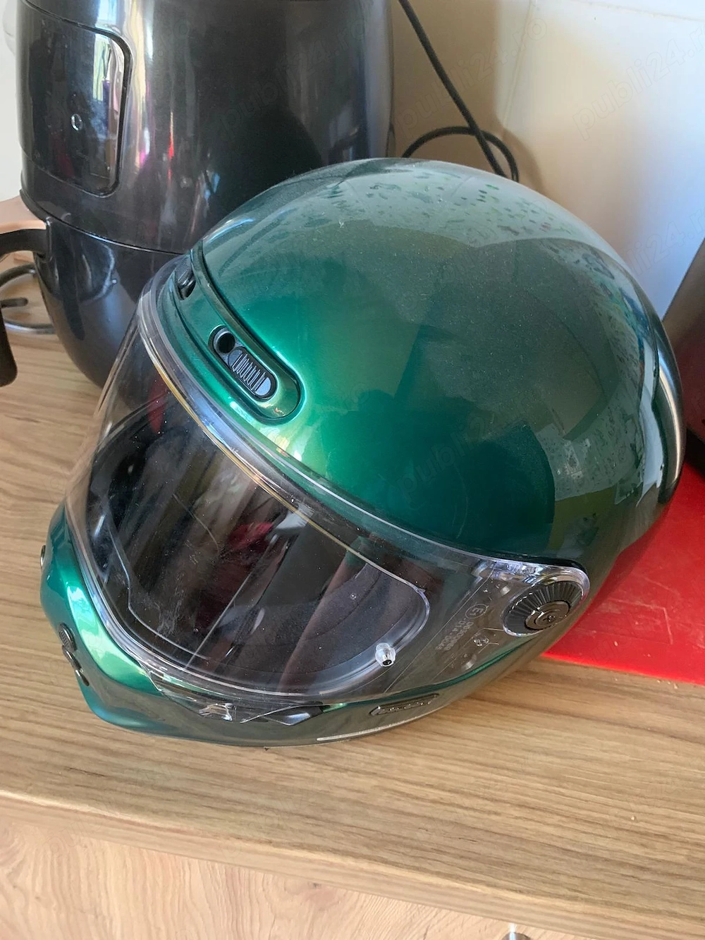 Vand casca moto