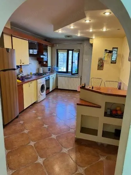Apartament 3 camere, centrala proprie, Drumul Sarii