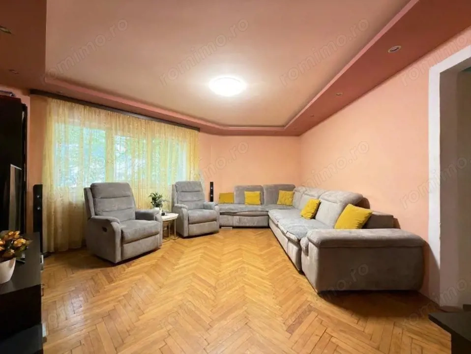 Apartament 3 camere, 63mp, etaj 1 - Zona Soarelui