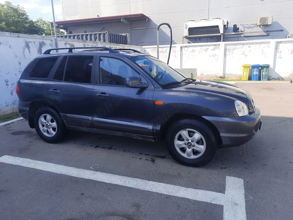 Hyundai Santa Fe - 4x4 permanent, diesel (2.0 CRDi)