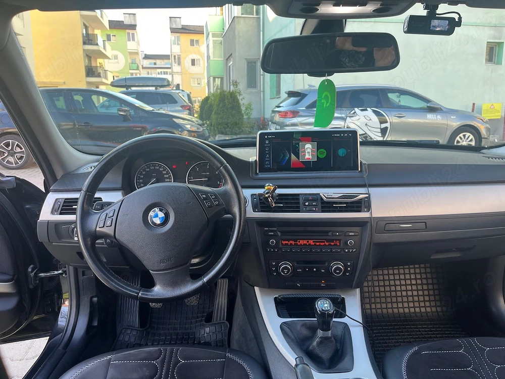 Vând BMW 320D LCI Efficient Dynamics, an fabricație 2010, ediție germană