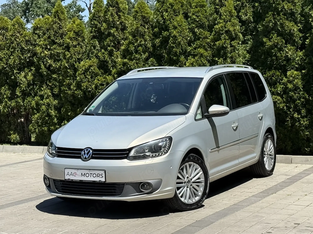 2011 Volkswagen Touran Highline  2.0 TDI DSG   7 LOCURI   LED   BIXENON