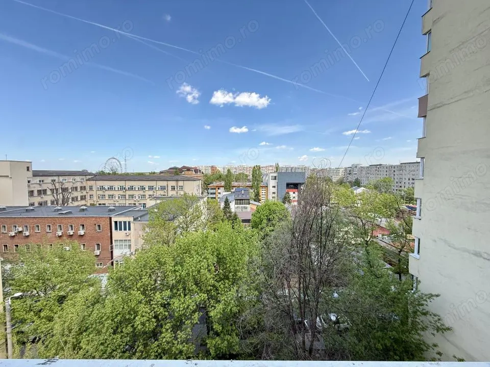 Garsoniera decomadata cu balcon, spatioasa, 42 mp | zona Tei