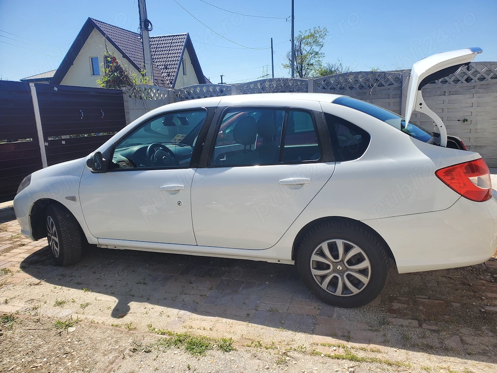 Proprietar medic vand Renault Symbol cu dotari de varf, stare tehnica excelenta. climatizare, Euro 5