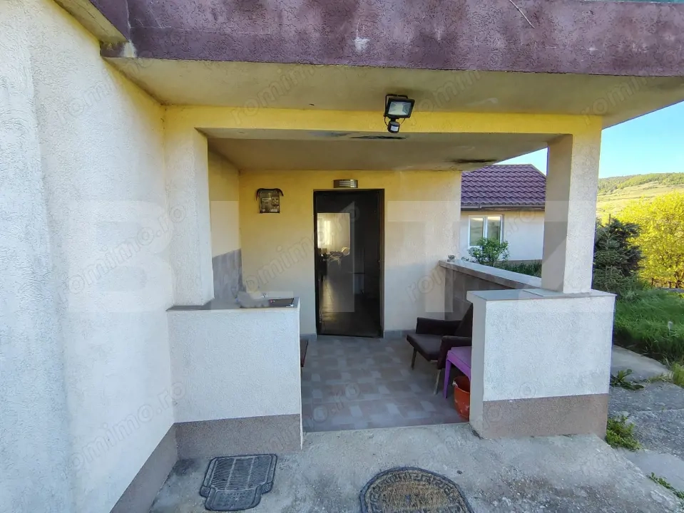 Casă individuală în zonă pitorească, cu 3271 mp teren, Vâlcele-Feleacu