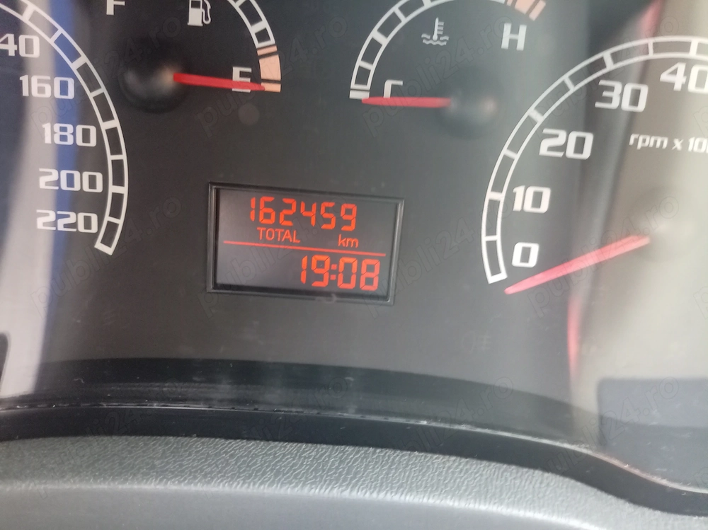 Vânzare autoturism zona Decebal,Bistrita